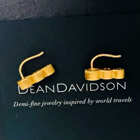 DEAN DAVIDSON 22K Gold Plated Manhattan Blue Topaz Ear Crawler Earrings, NWT - Picture 9 of 11